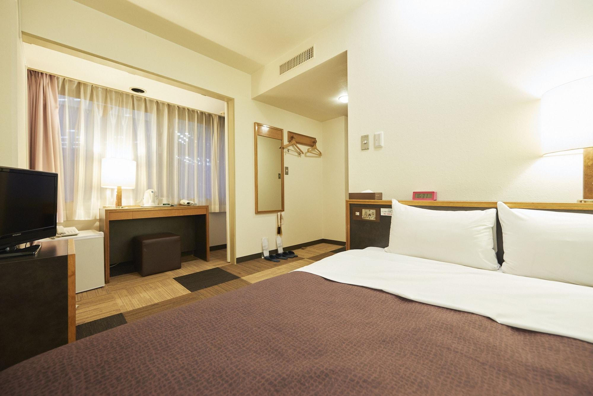Select Inn Iwaki Ekimae Buitenkant foto