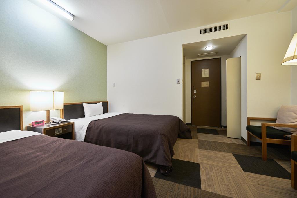 Select Inn Iwaki Ekimae Buitenkant foto