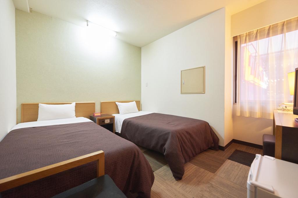 Select Inn Iwaki Ekimae Buitenkant foto